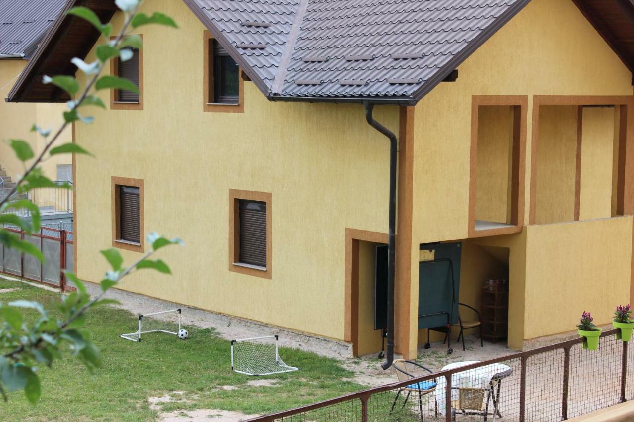 Apartman Lori Otocac Bagian luar foto